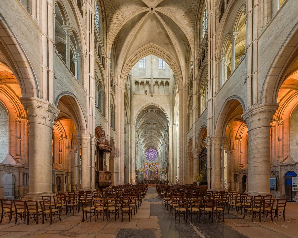 Laon Cathedral Nave 2, Picardie, France - Diliff