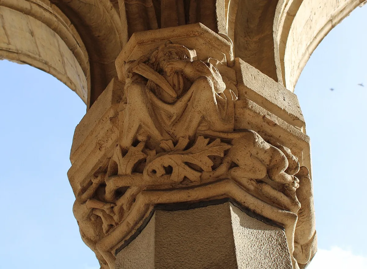 Saint-Quentin Sculptures de la façade de l'Hôtel-de-Ville- 31